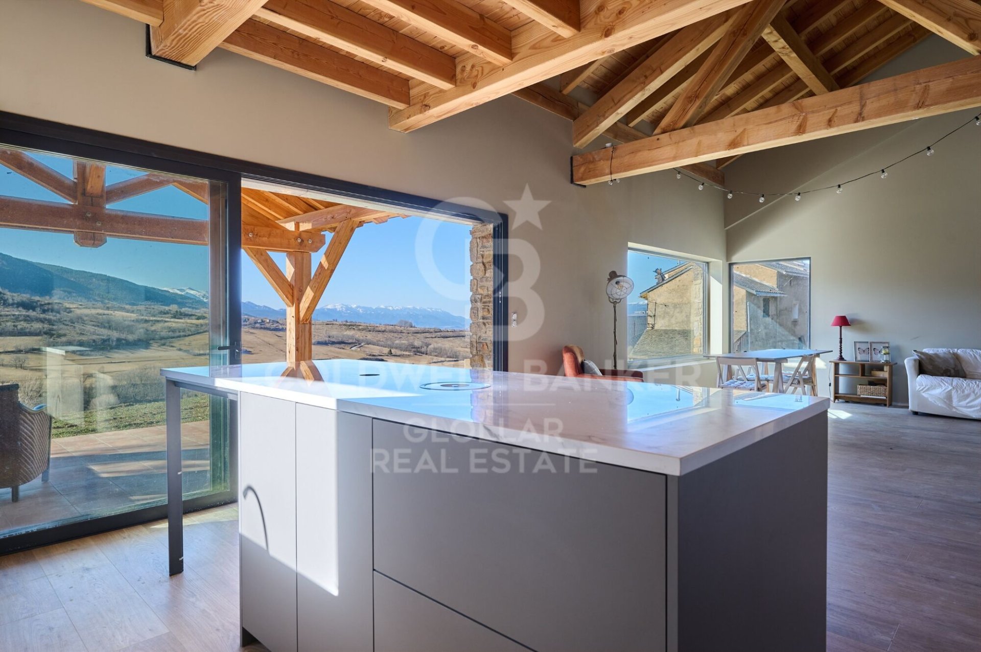 House in Spain 3 bedrooms, 260 sq.m. No. 159538