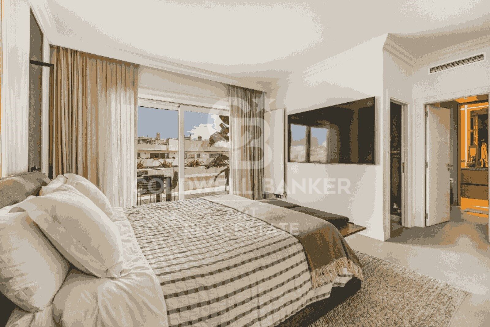 Kattohuoneisto Marbella, Malaga, Espanja 4 makuuhuonetta, 342 m2 No. 159539