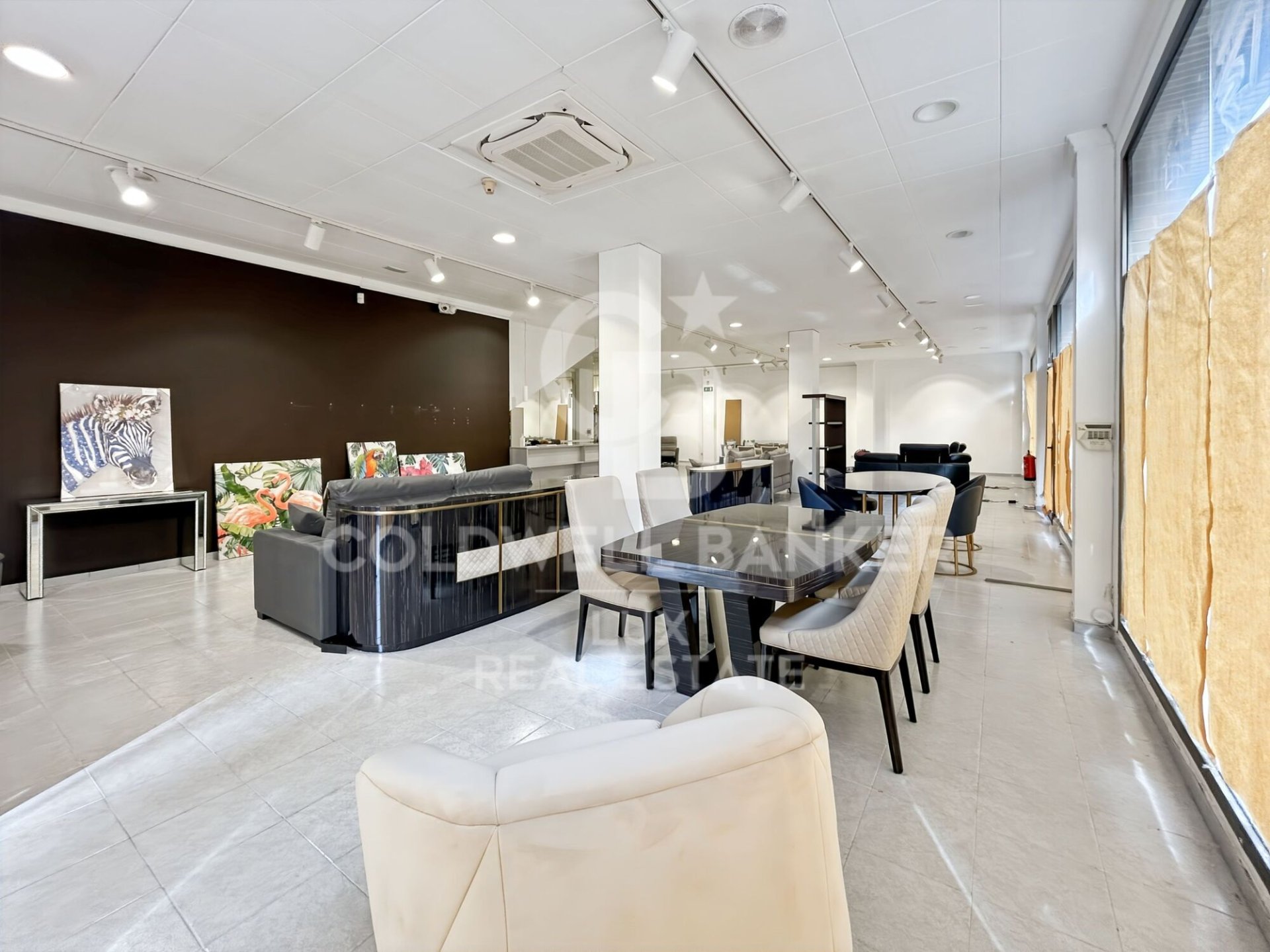 Propiedad comercial en Roses, Gerona, España 457 m2 No. 159544