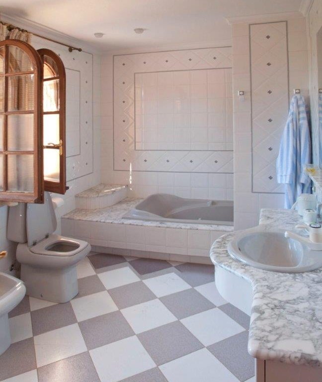 Villa a Los Dolses, Alicante, Spagna 5 camere da letto, 860 mq. N° 113935