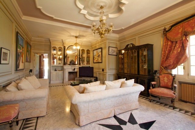Villa a Los Dolses, Alicante, Spagna 5 camere da letto, 860 mq. N° 113935