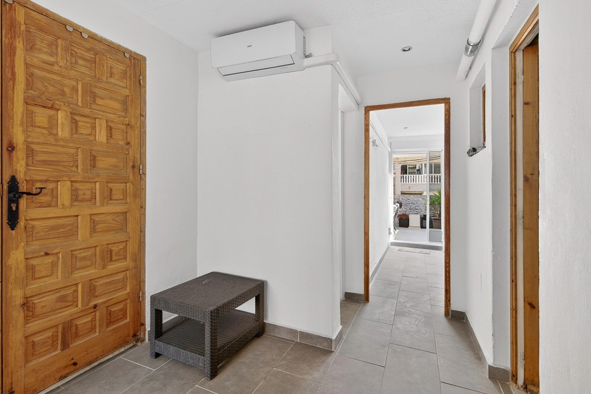 Квартира в Торревьеха, Аликанте, Испания 4 спальни, 108м2 №151787