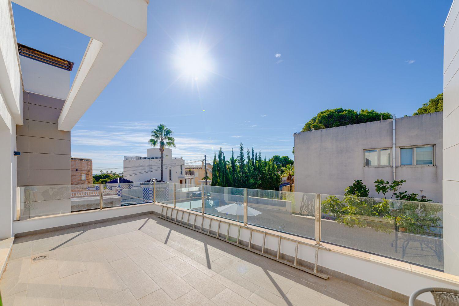 Villa à Los Balcones, Alicante, Espagne 3 chambres, 461 m2 No. 151793