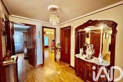 Apartment à La Baneza, Leon, Espagne 4 chambres, 147 m2 No. 195125
