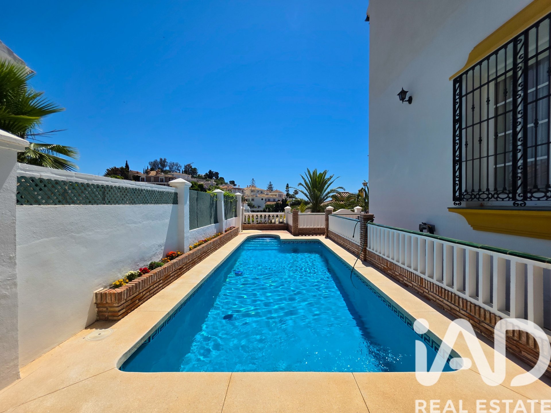 House in Malaga, Spain 6 bedrooms, 271 sq.m. No. 195130