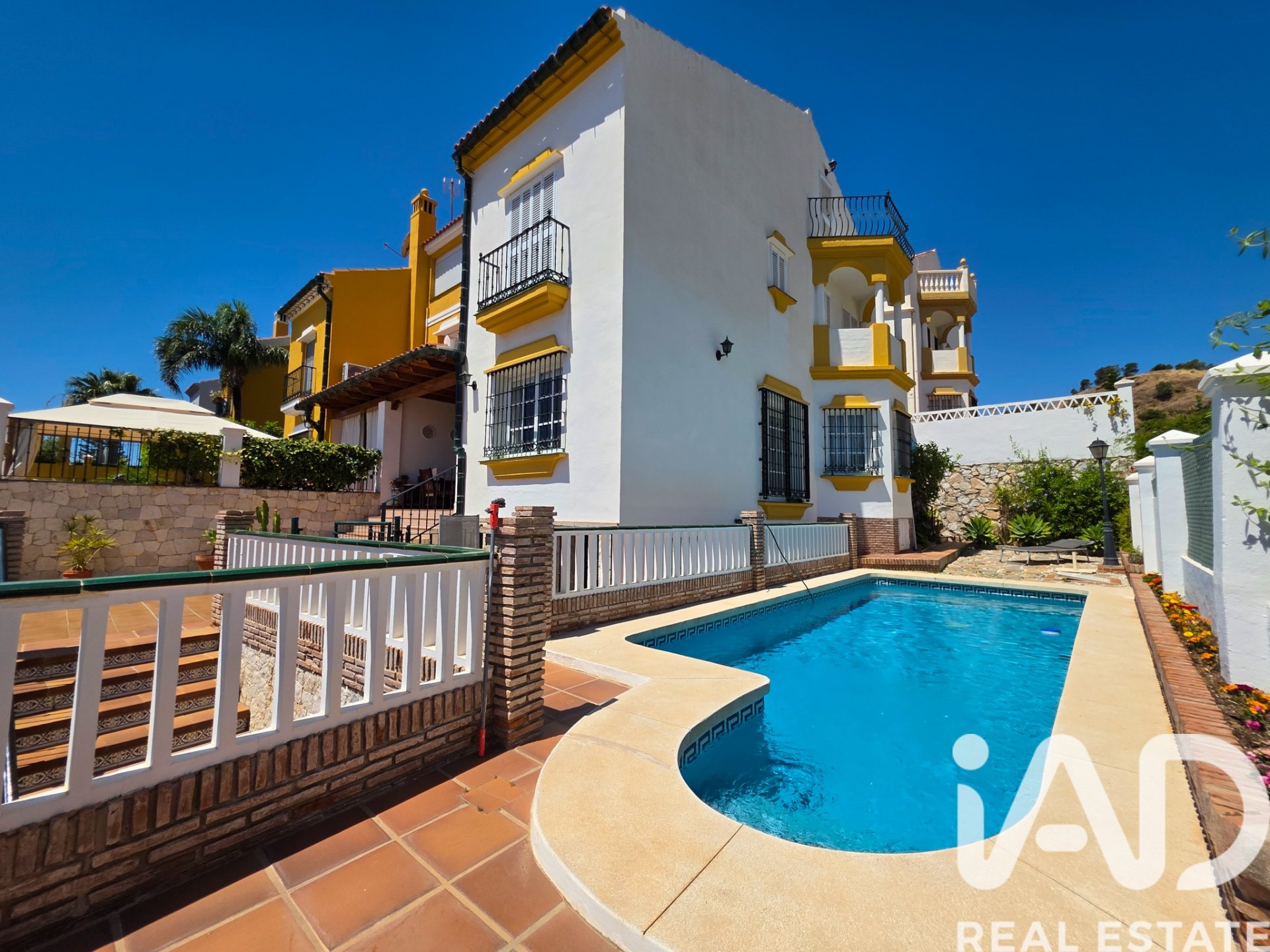 House in Malaga, Spain 6 bedrooms, 271 sq.m. No. 195130