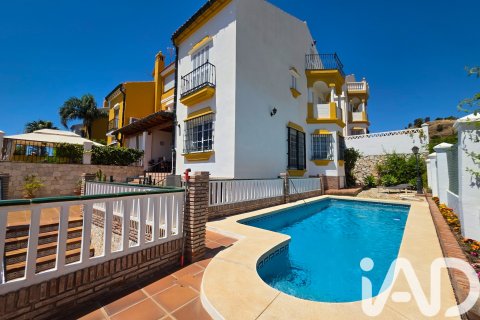 Hus i Malaga, Spanien 6 sovrum, 271 kvm. Nr. 195130