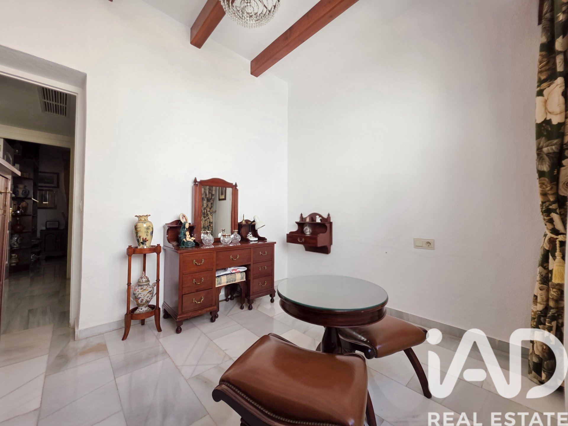 House in Malaga, Spain 6 bedrooms, 271 sq.m. No. 195130