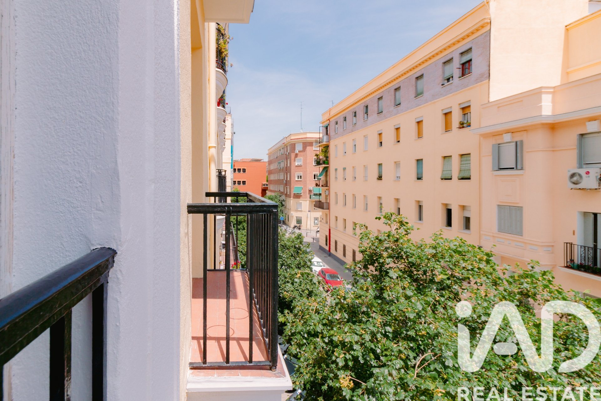 Apartament w Madrid, Hiszpania 4 sypialnie, 105 mkw. nr 195131
