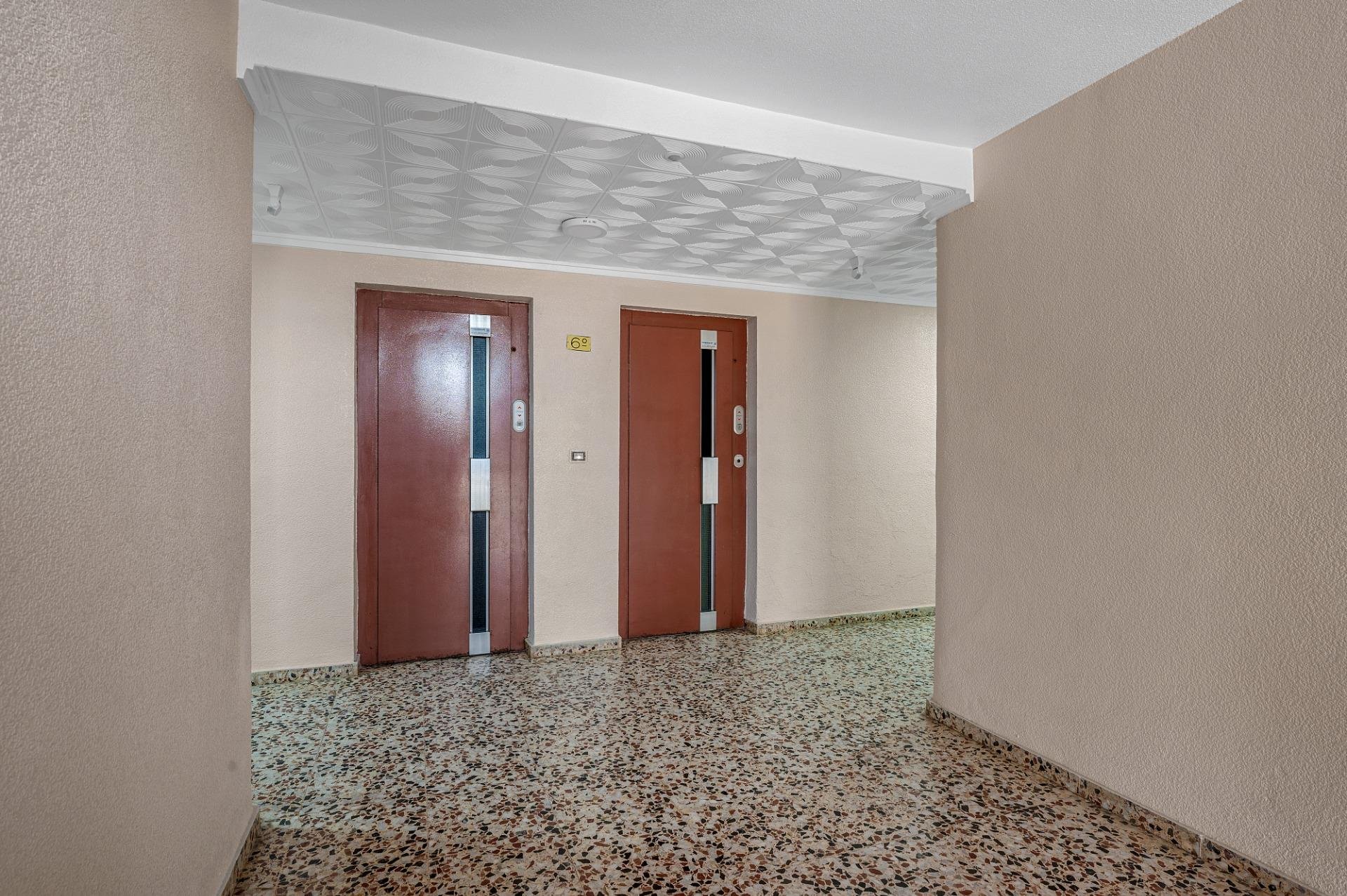 Huoneisto Torrevieja, Alicante, Espanja 2 makuuhuonetta, 70 m2 No. 190472