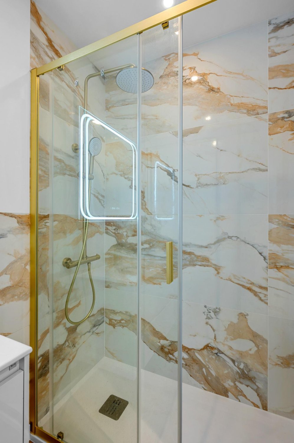 Huoneisto Torrevieja, Alicante, Espanja 2 makuuhuonetta, 70 m2 No. 190472