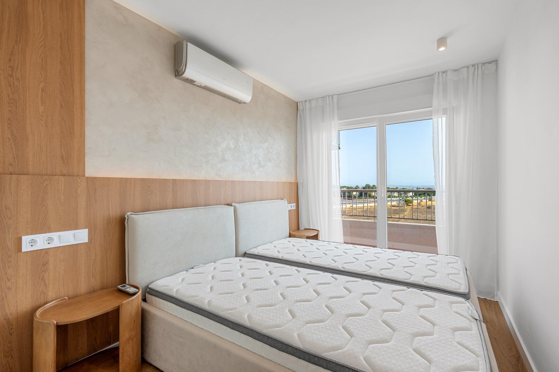Huoneisto Torrevieja, Alicante, Espanja 2 makuuhuonetta, 70 m2 No. 190472