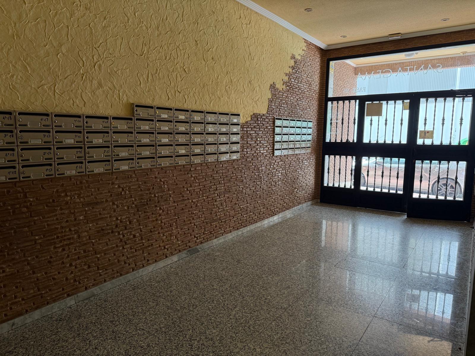 Apartment à Torrevieja, Alicante, Espagne 50 m2 No. 190470
