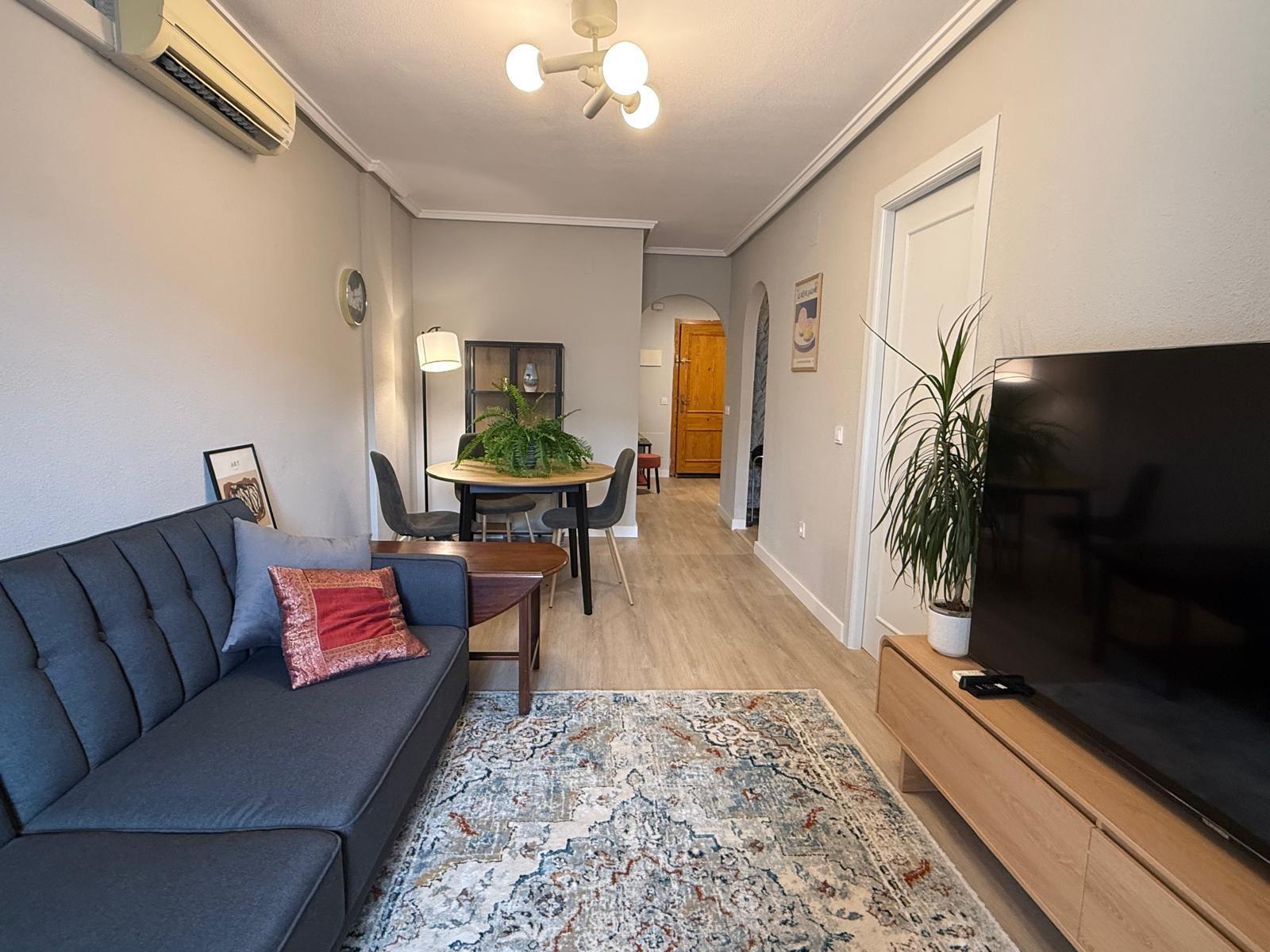 Apartment à Torrevieja, Alicante, Espagne 50 m2 No. 190470