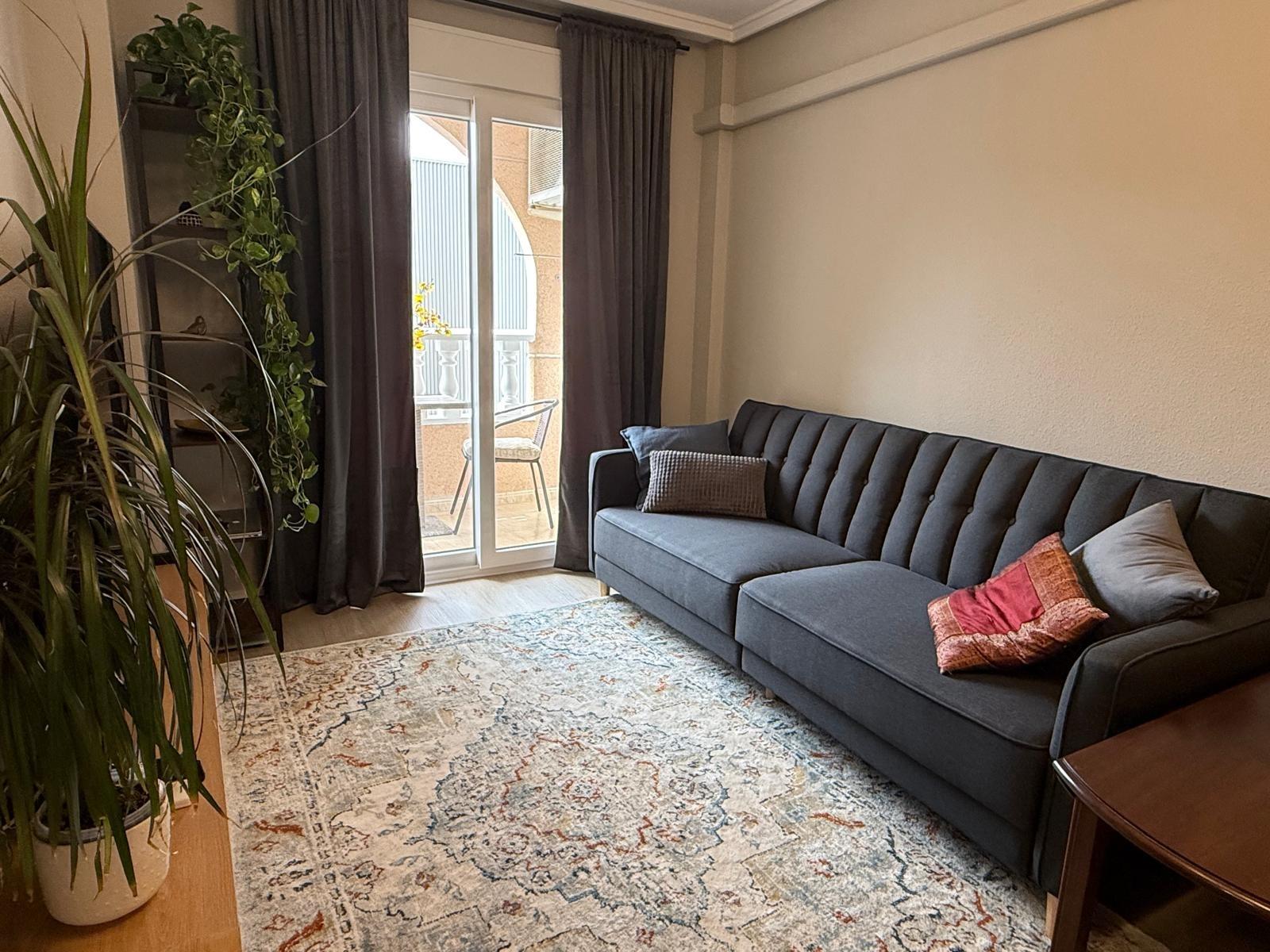 Apartment à Torrevieja, Alicante, Espagne 50 m2 No. 190470