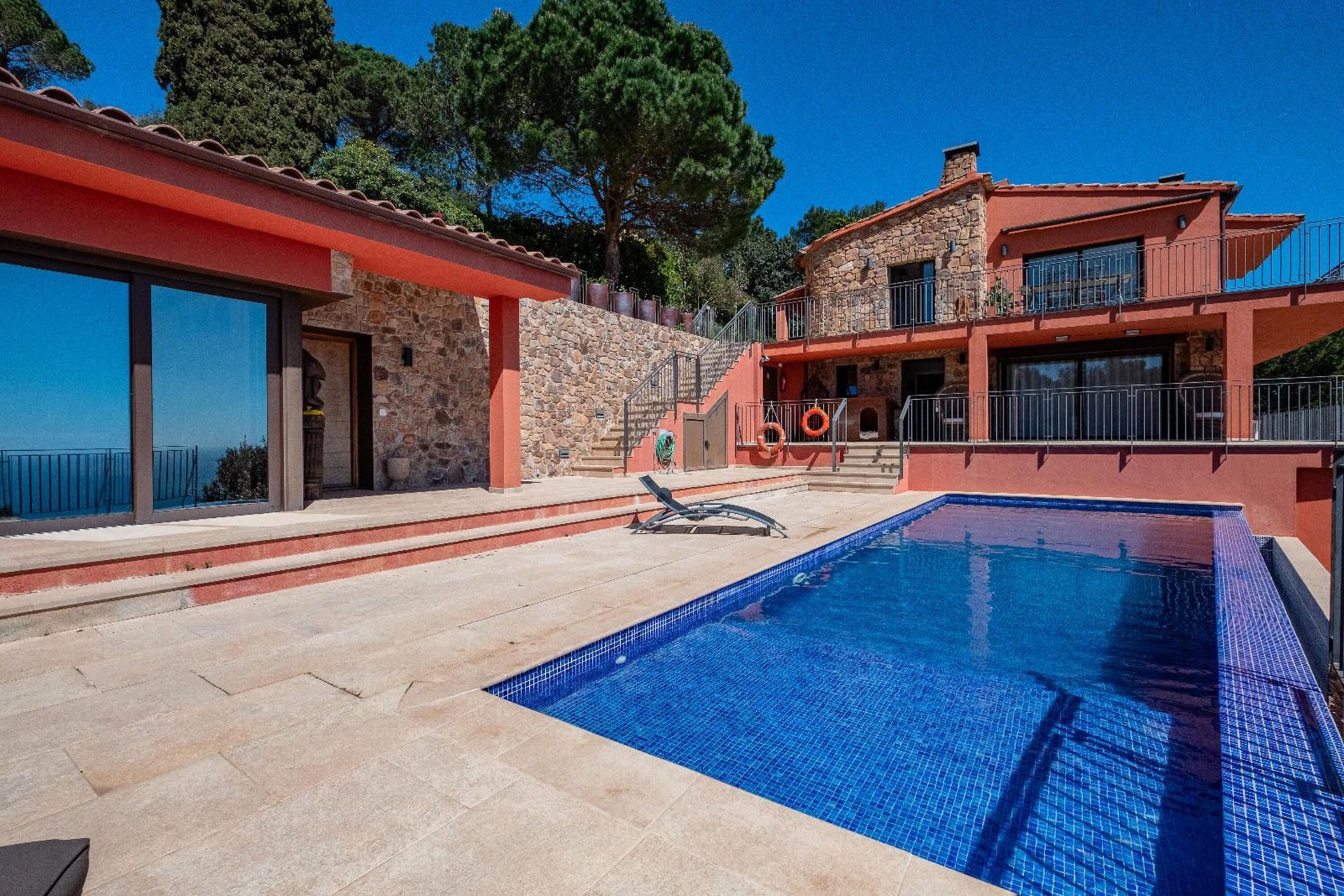Hus i Begur, Girona, Spanien 6 sovrum,  Nr. 140784