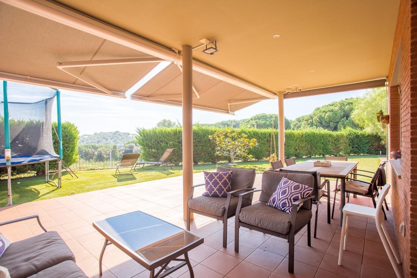 House in Sant Vicenc De Montalt, Barcelona, Spain 5 bedrooms,  No. 140781