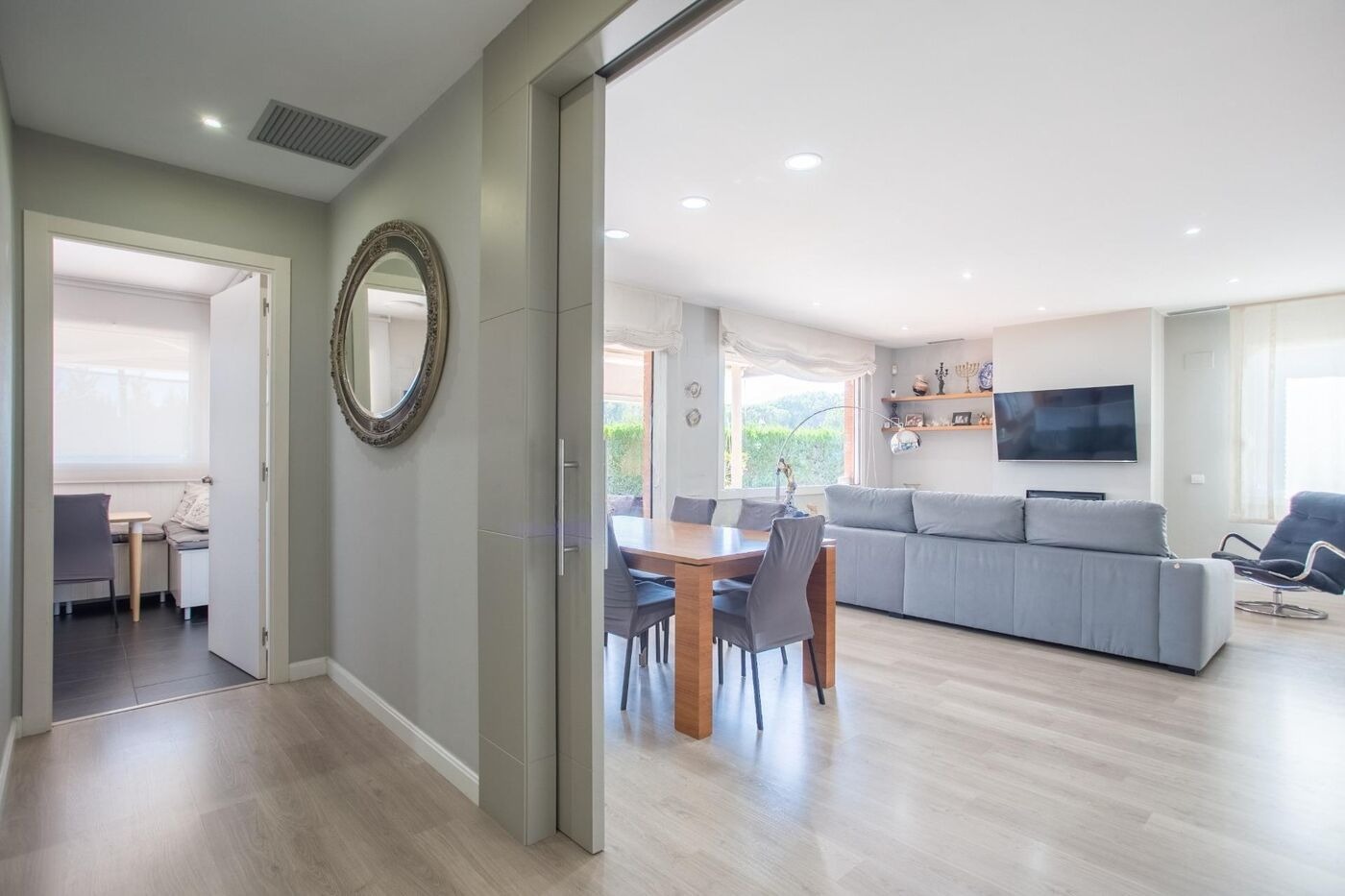 House in Sant Vicenc De Montalt, Barcelona, Spain 5 bedrooms,  No. 140781