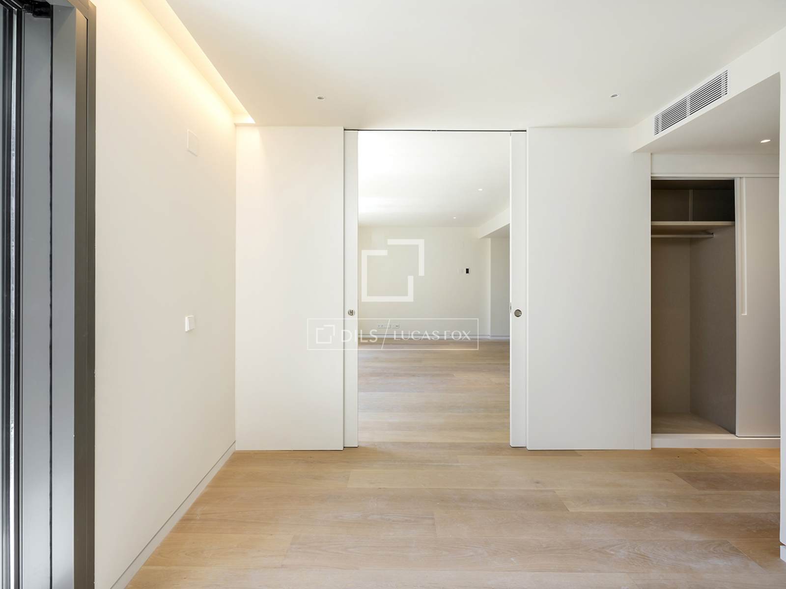 Dzīvoklis Barcelona, Spānijā 1 istaba, 82 m2 Nr. 150759