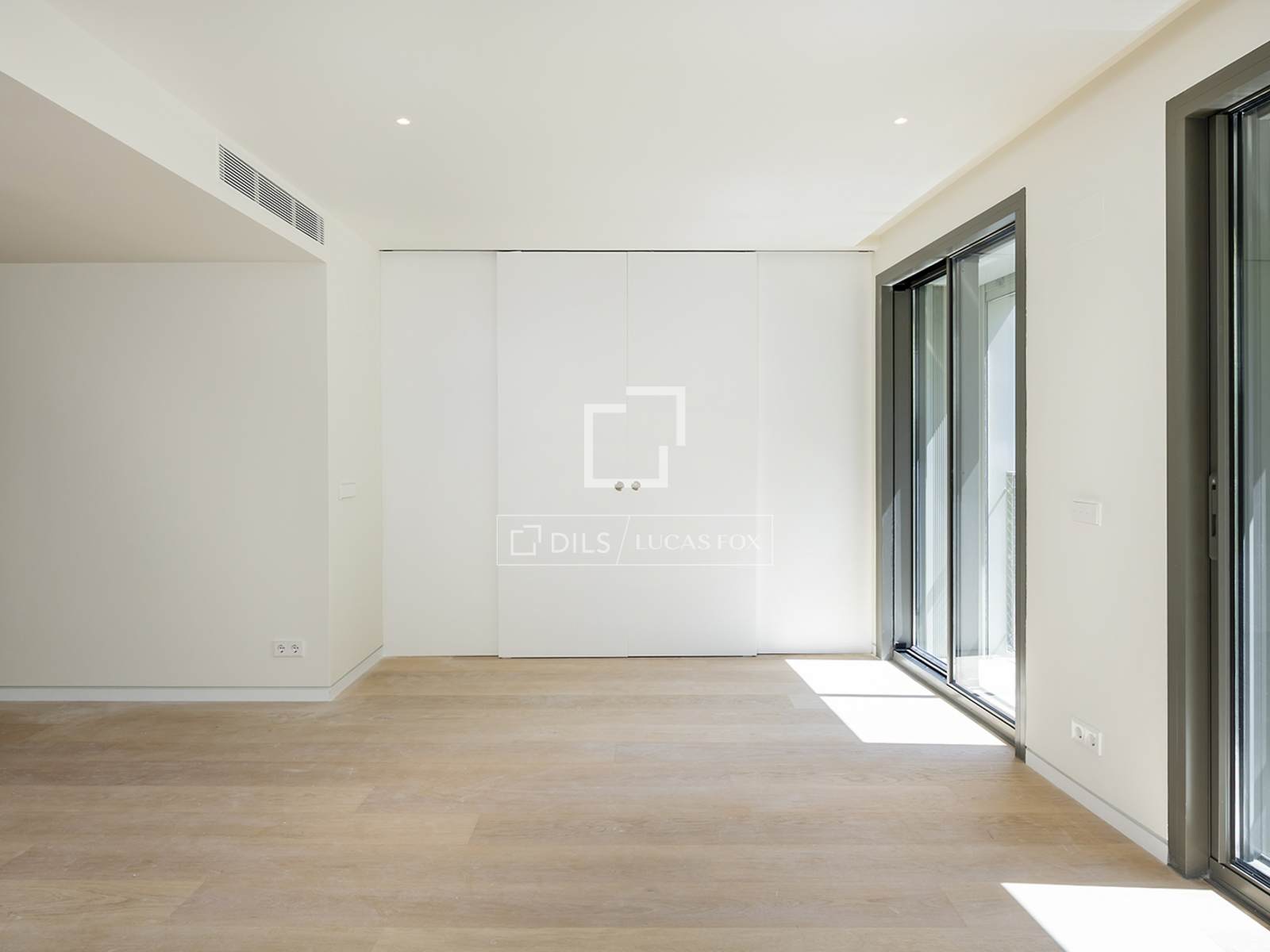Dzīvoklis Barcelona, Spānijā 1 istaba, 82 m2 Nr. 150759