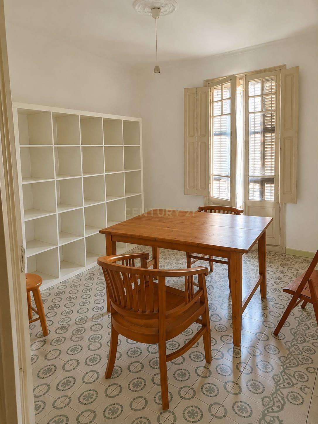 Dzīvoklis Barcelona, Spānijā 5 istabas, 131 m2 Nr. 191088