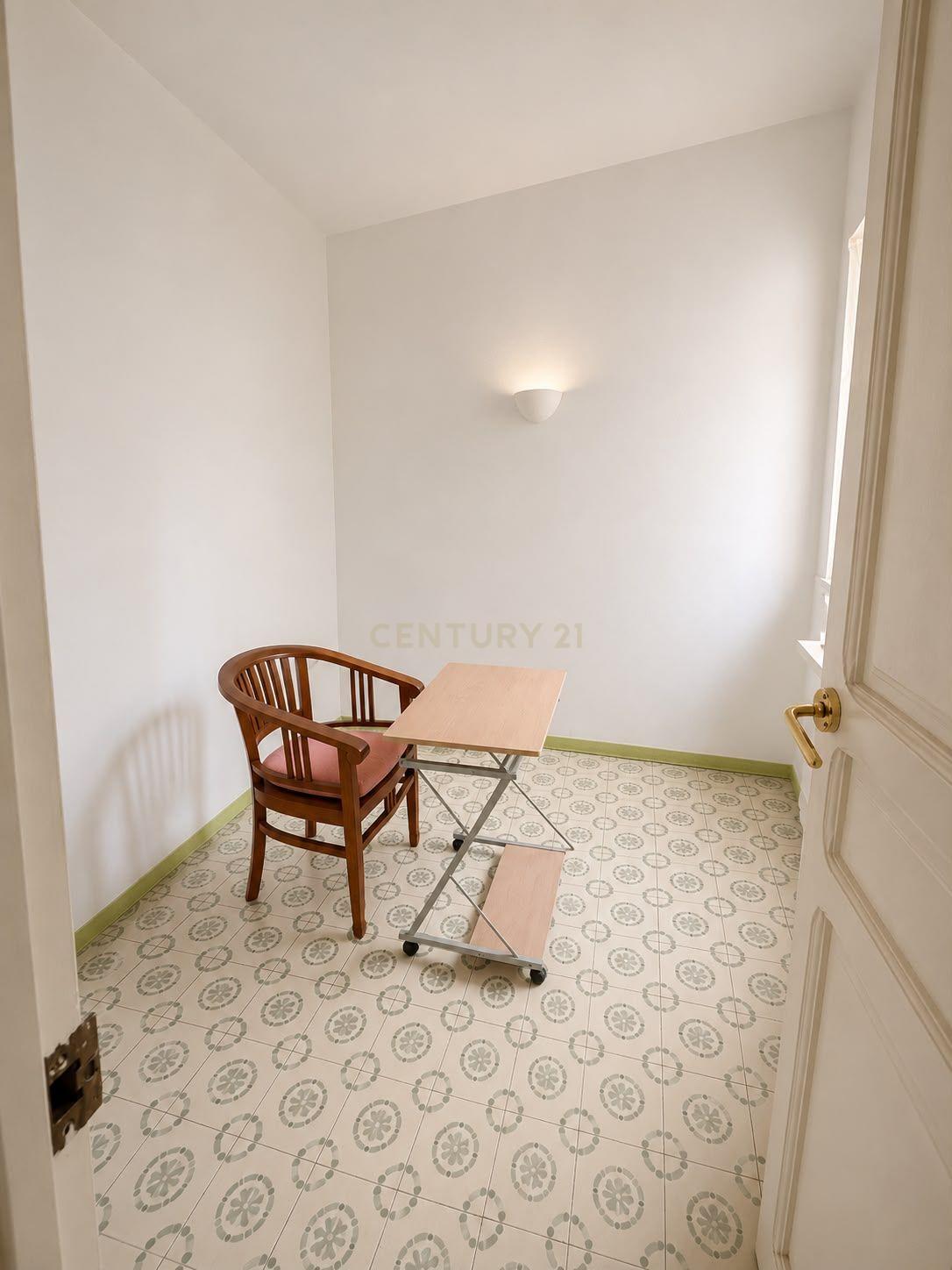 Dzīvoklis Barcelona, Spānijā 5 istabas, 131 m2 Nr. 191088