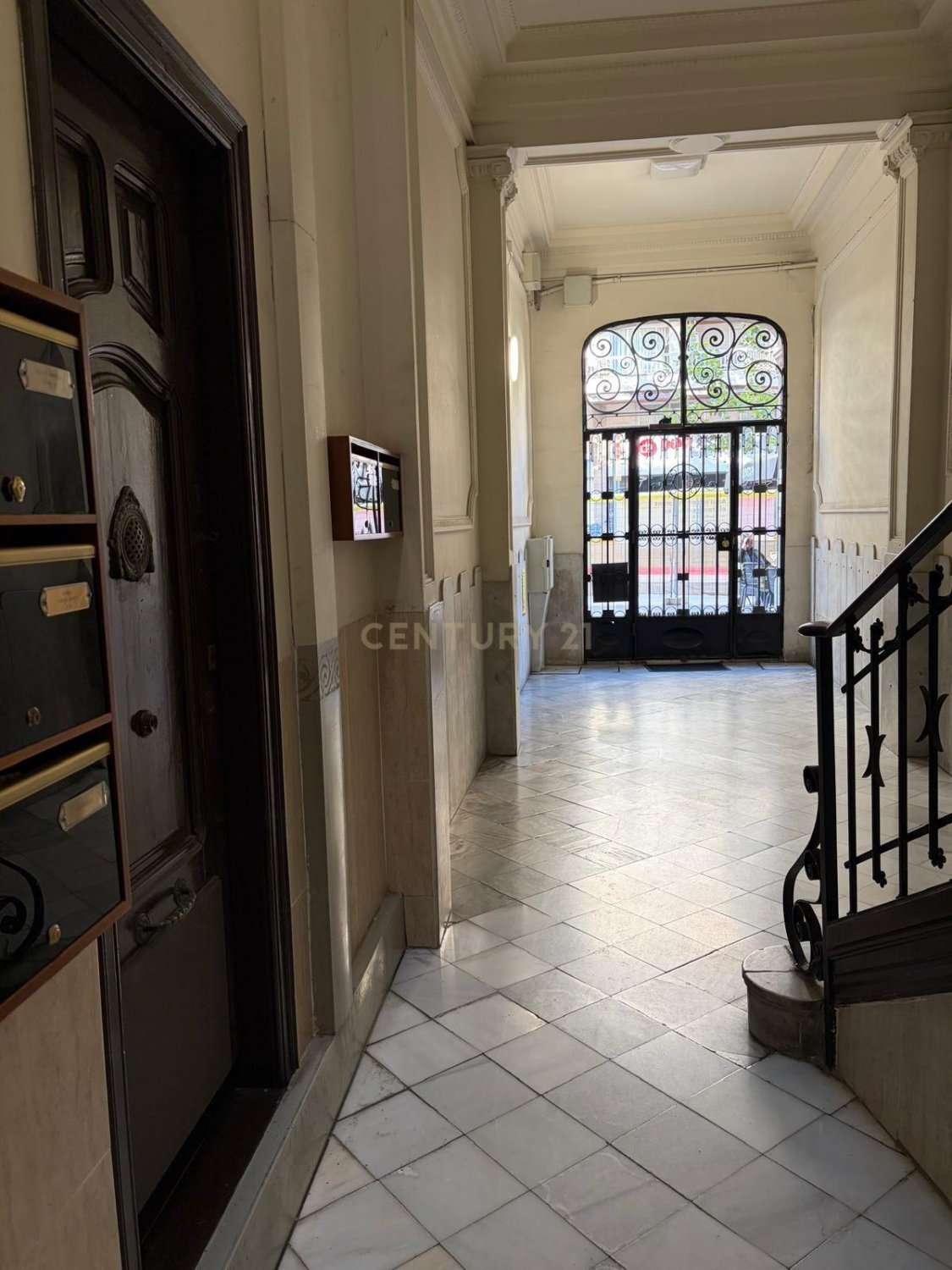 Dzīvoklis Barcelona, Spānijā 5 istabas, 131 m2 Nr. 191088