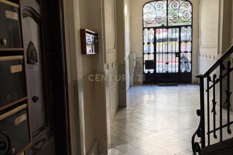 Apartament w Barcelona, Hiszpania 5 sypialni, 131 mkw. nr 191088