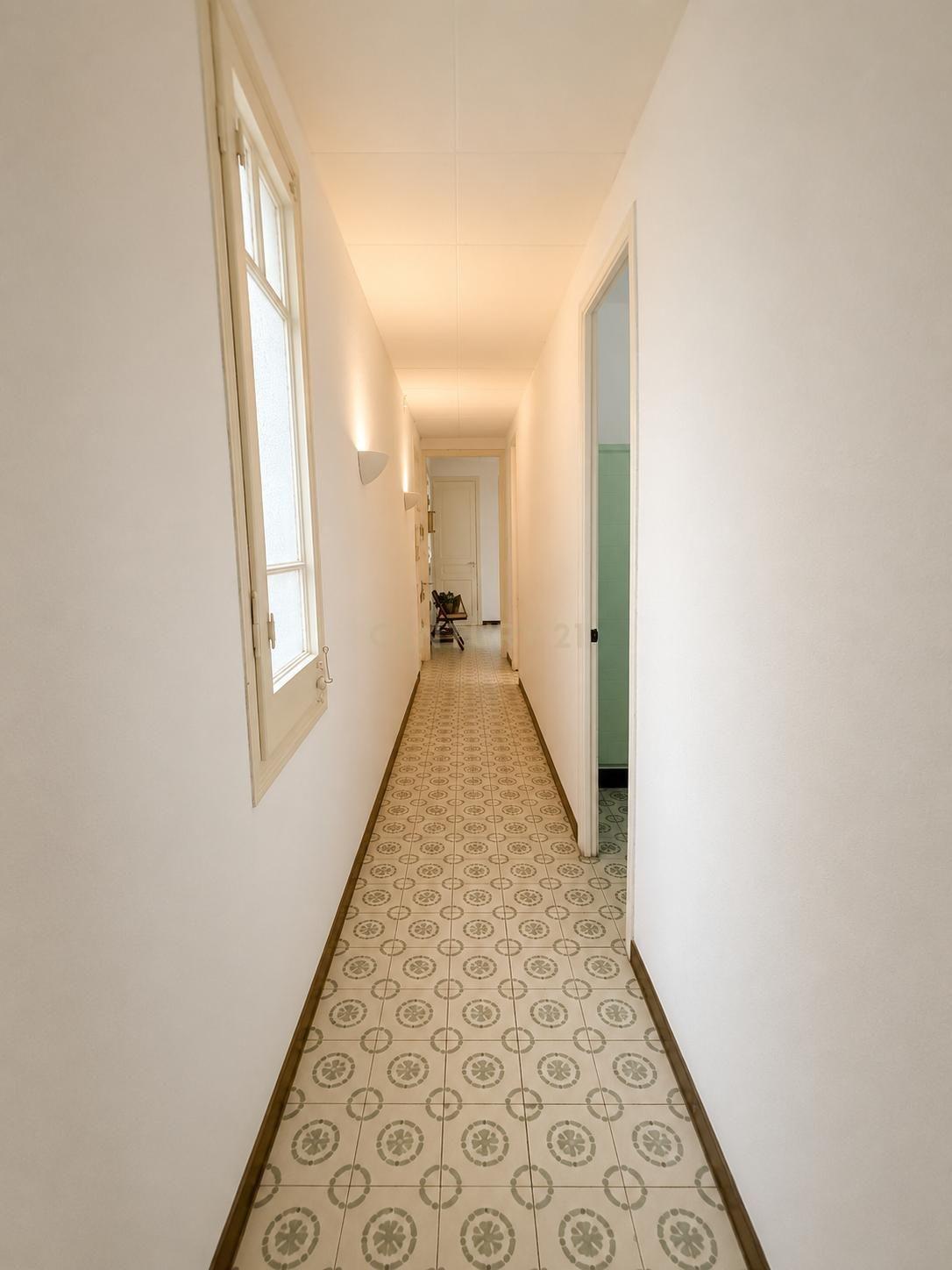 Dzīvoklis Barcelona, Spānijā 5 istabas, 131 m2 Nr. 191088