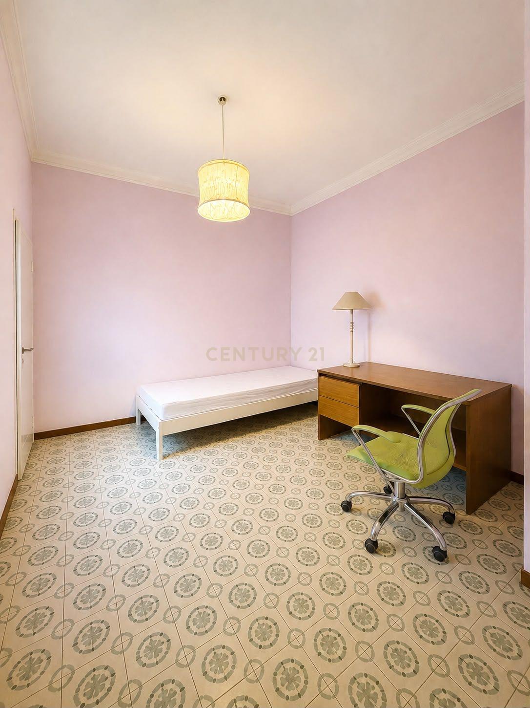 Dzīvoklis Barcelona, Spānijā 5 istabas, 131 m2 Nr. 191088