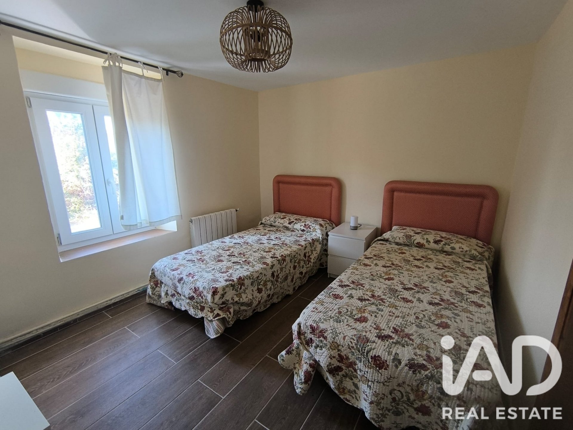 Villa à Pajares De Los Oteros, Leon, Espagne 2 chambres, 260 m2 No. 187793
