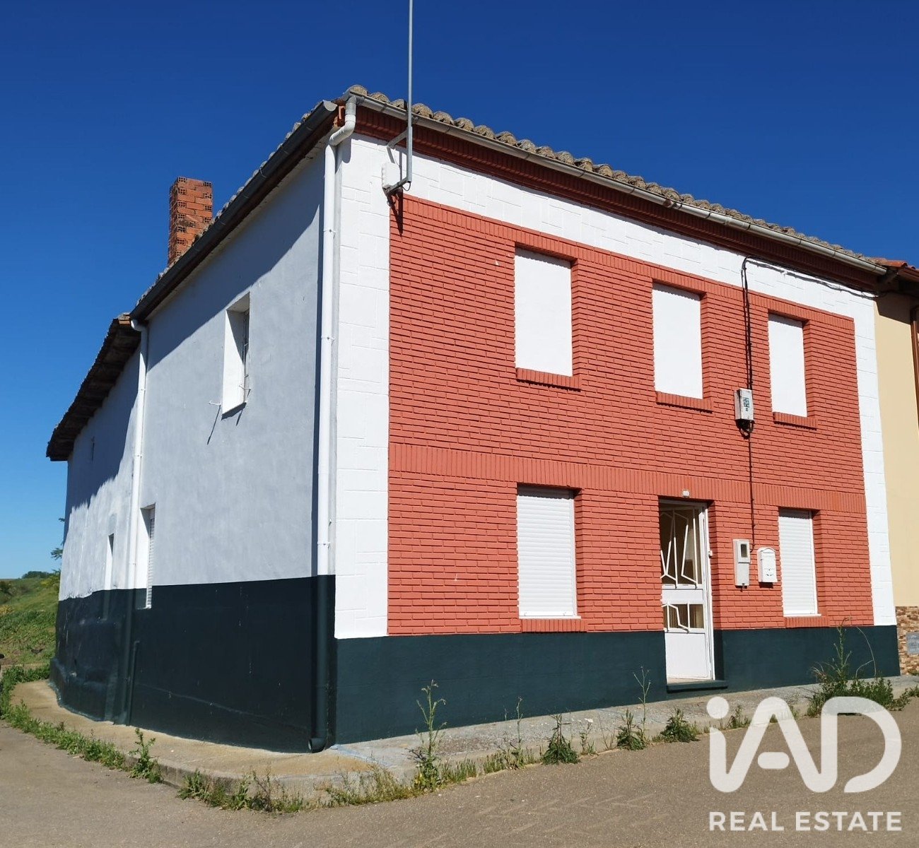 Villa à Pajares De Los Oteros, Leon, Espagne 2 chambres, 260 m2 No. 187793