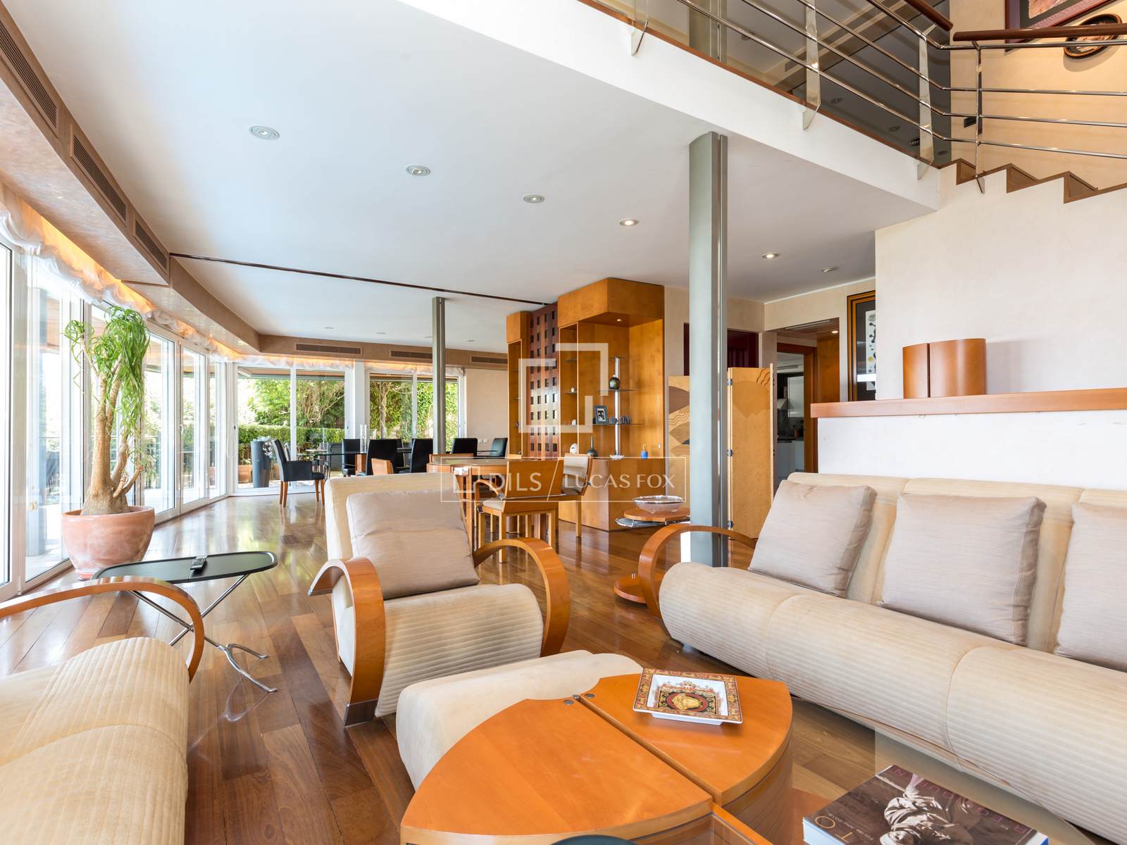 Villa Esplugues de Llobregat, Barcelona, Spānijā 8 istabas, 826 m2 Nr. 150918