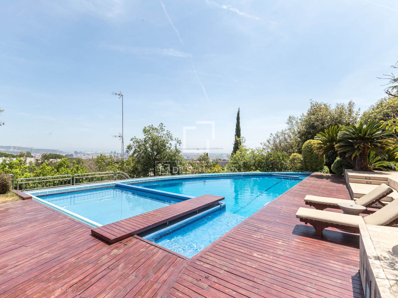 Villa Esplugues de Llobregat, Barcelona, Spānijā 8 istabas, 826 m2 Nr. 150918
