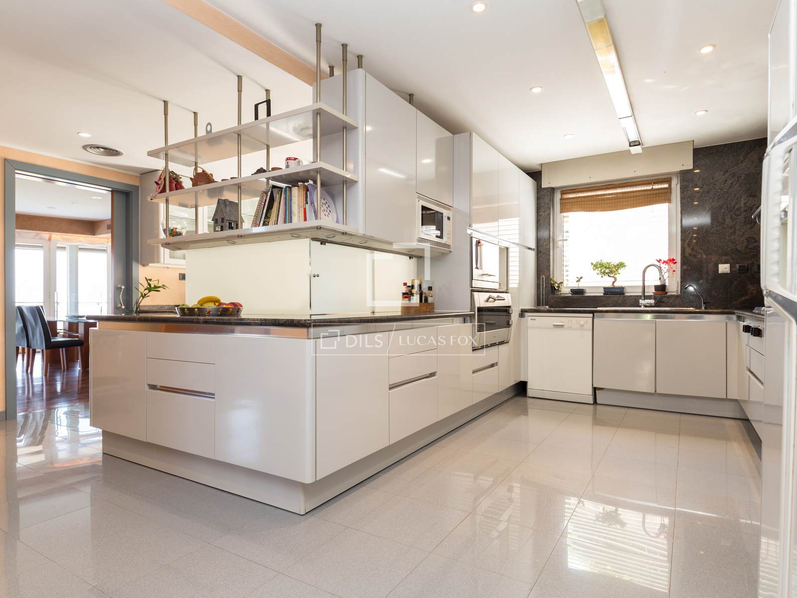 Villa Esplugues de Llobregat, Barcelona, Spānijā 8 istabas, 826 m2 Nr. 150918