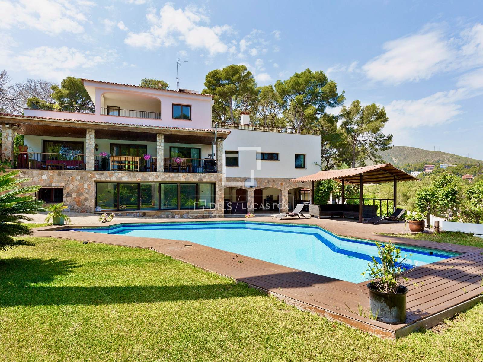 Villa in Castelldefels, Barcelona, Spanien 6 Schlafzimmer, 719 m2 Nr. 150917