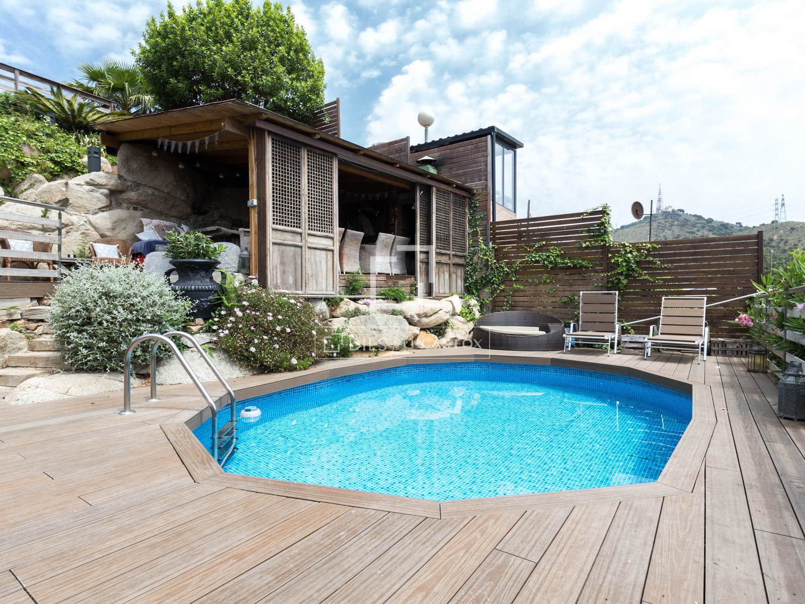 Villa en Esplugues de Llobregat, Barcelona, España 5 dormitorios, 425 m2 No. 150916