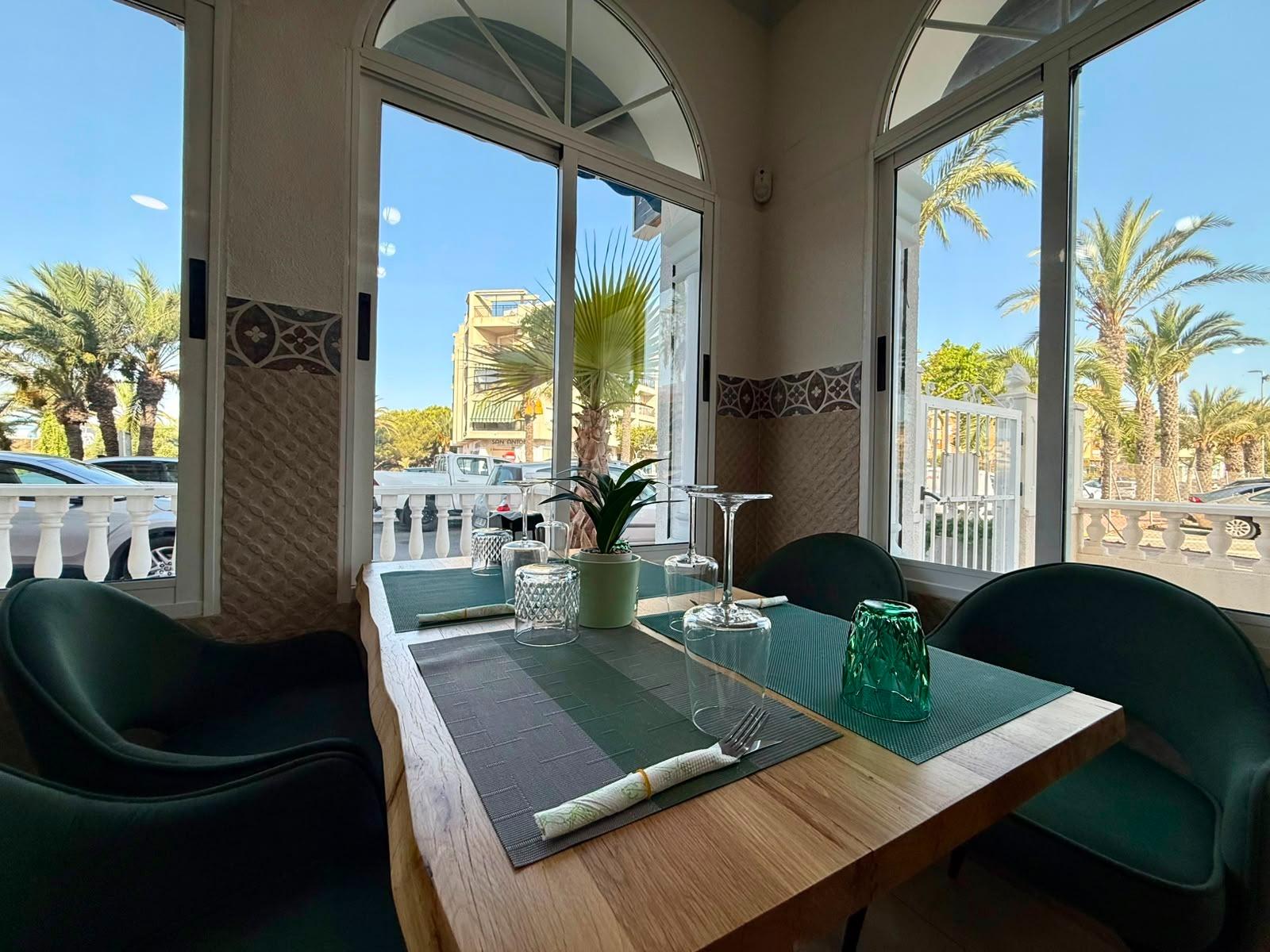 Propiedad comercial en Guardamar del Segura, Alicante, España 101 m2 No. 193302