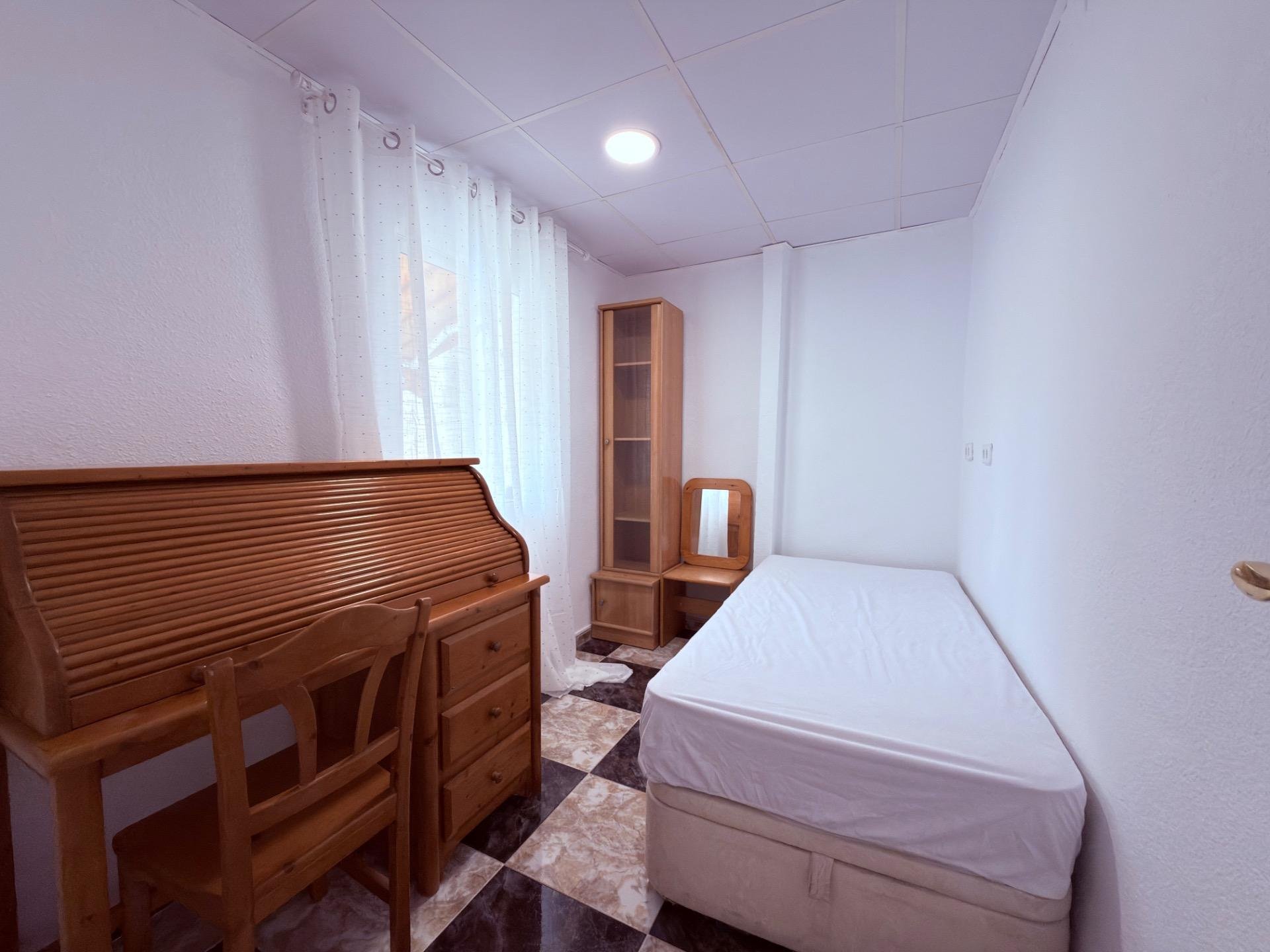 Apartment in Alicante, Spain 2 bedrooms, 71 sq.m. No. 193301
