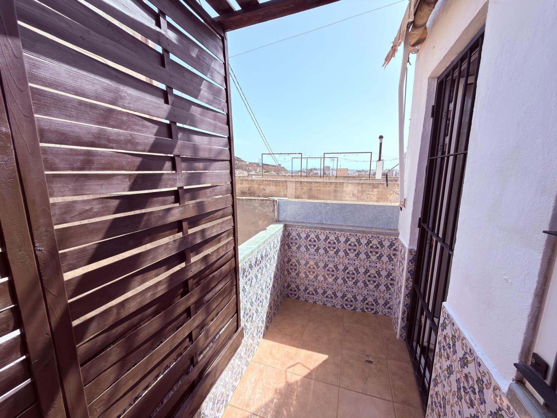 Apartment in Alicante, Spain 2 bedrooms, 71 sq.m. No. 193301