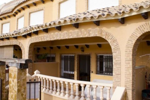 Townhouse in Guardamar del Segura, Alicante, Spain 4 bedrooms, 100 sq.m. No. 81037