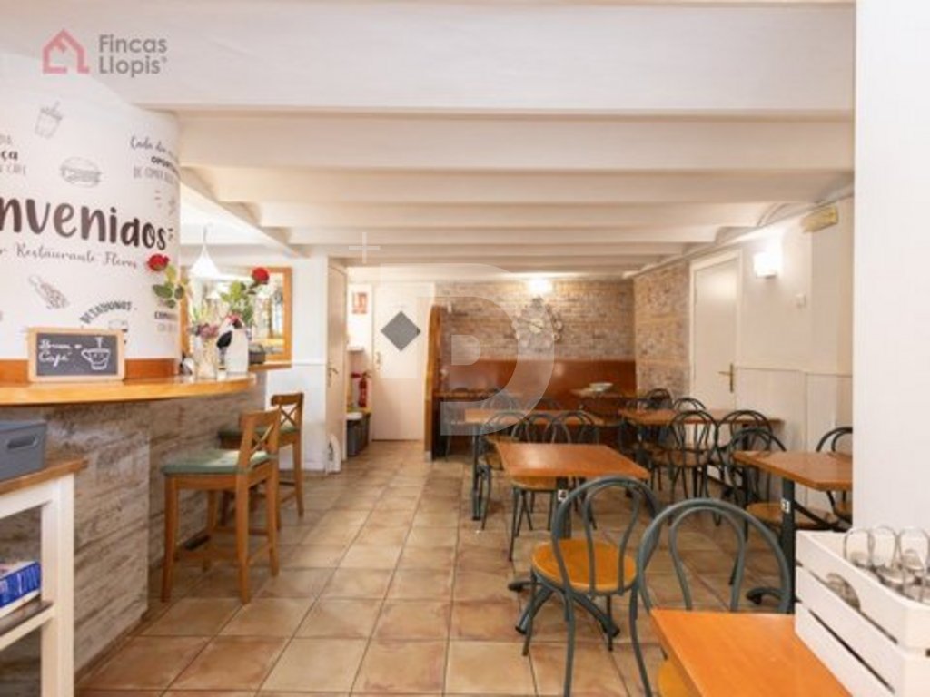 Commercial property à Sants-Montjuic, Barcelona, Espagne 260 m2 No. 151907