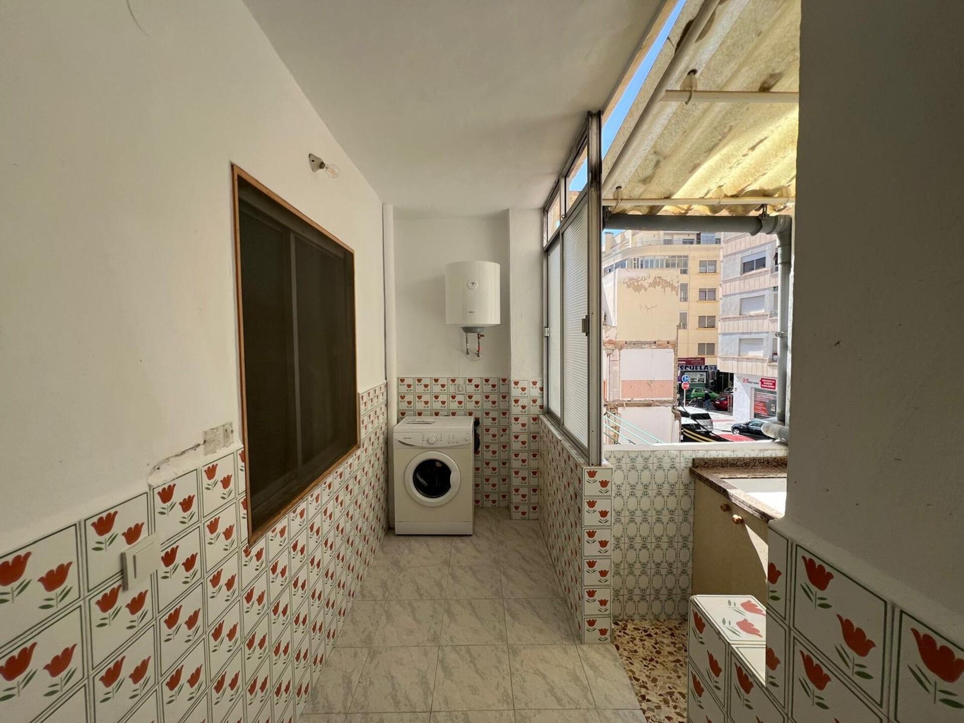 Квартира в Торревьеха, Аликанте, Испания 3 спальни, 98м2 №184353