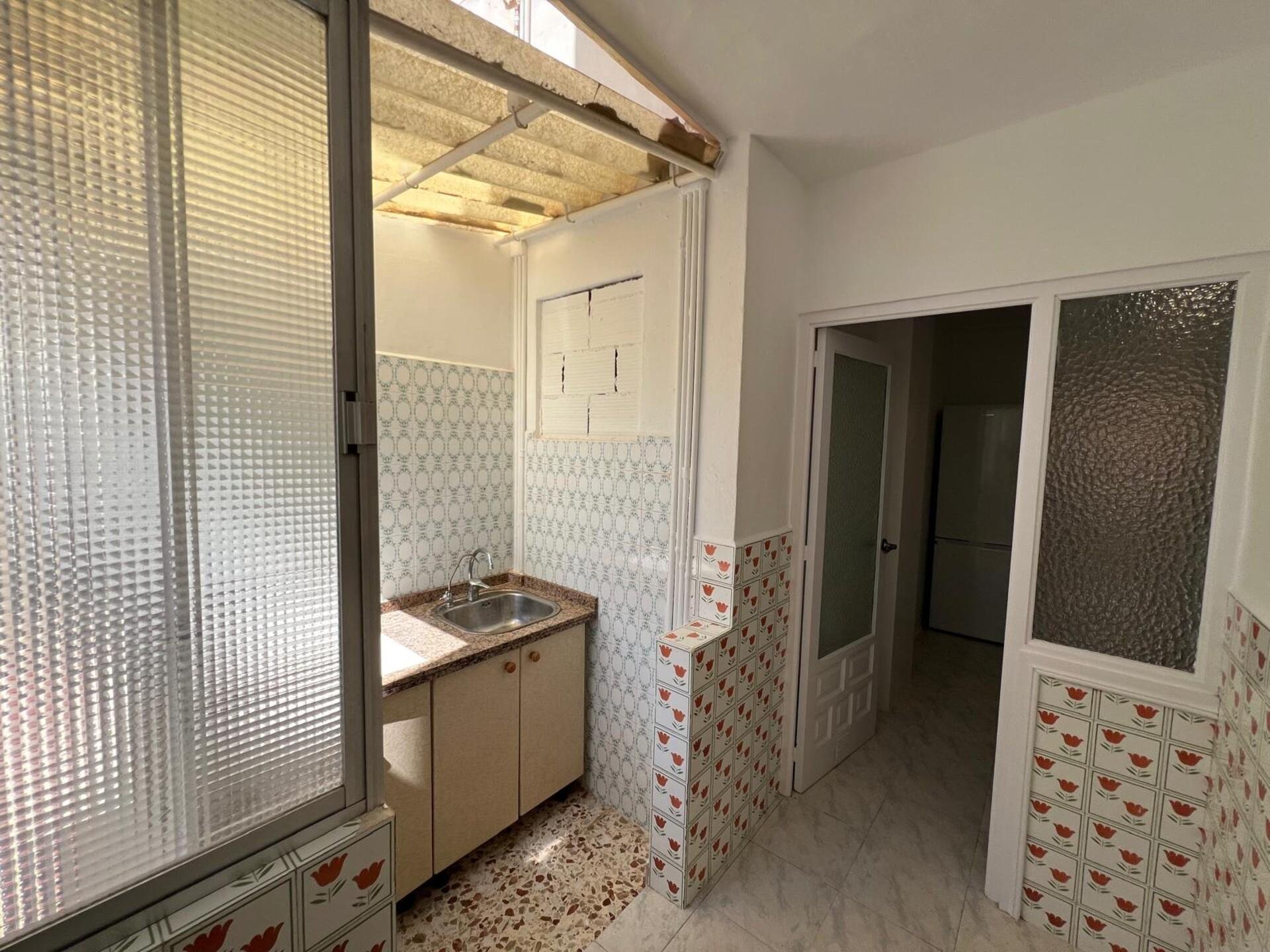 Квартира в Торревьеха, Аликанте, Испания 3 спальни, 98м2 №184353