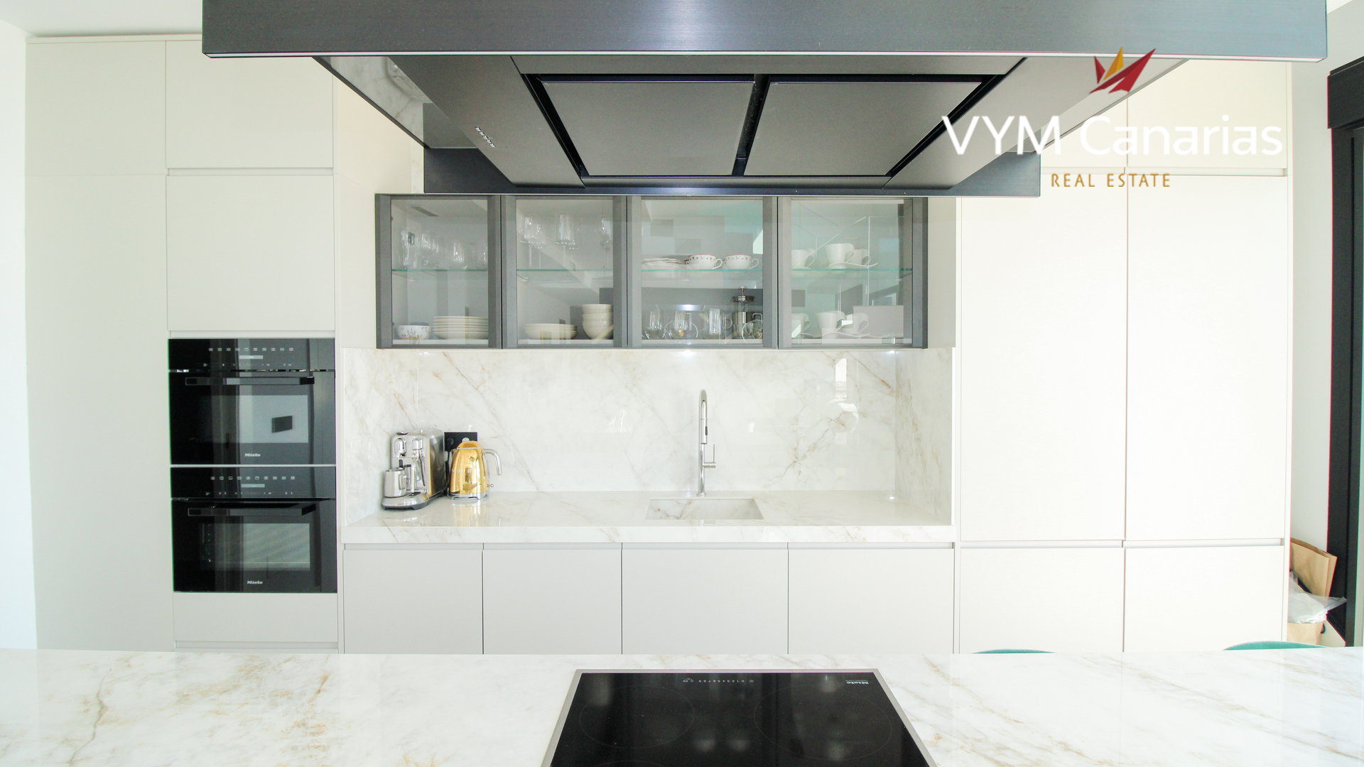 Villa in Finestrat, Alicante, Spain 3 bedrooms, 245 sq.m. No. 164424