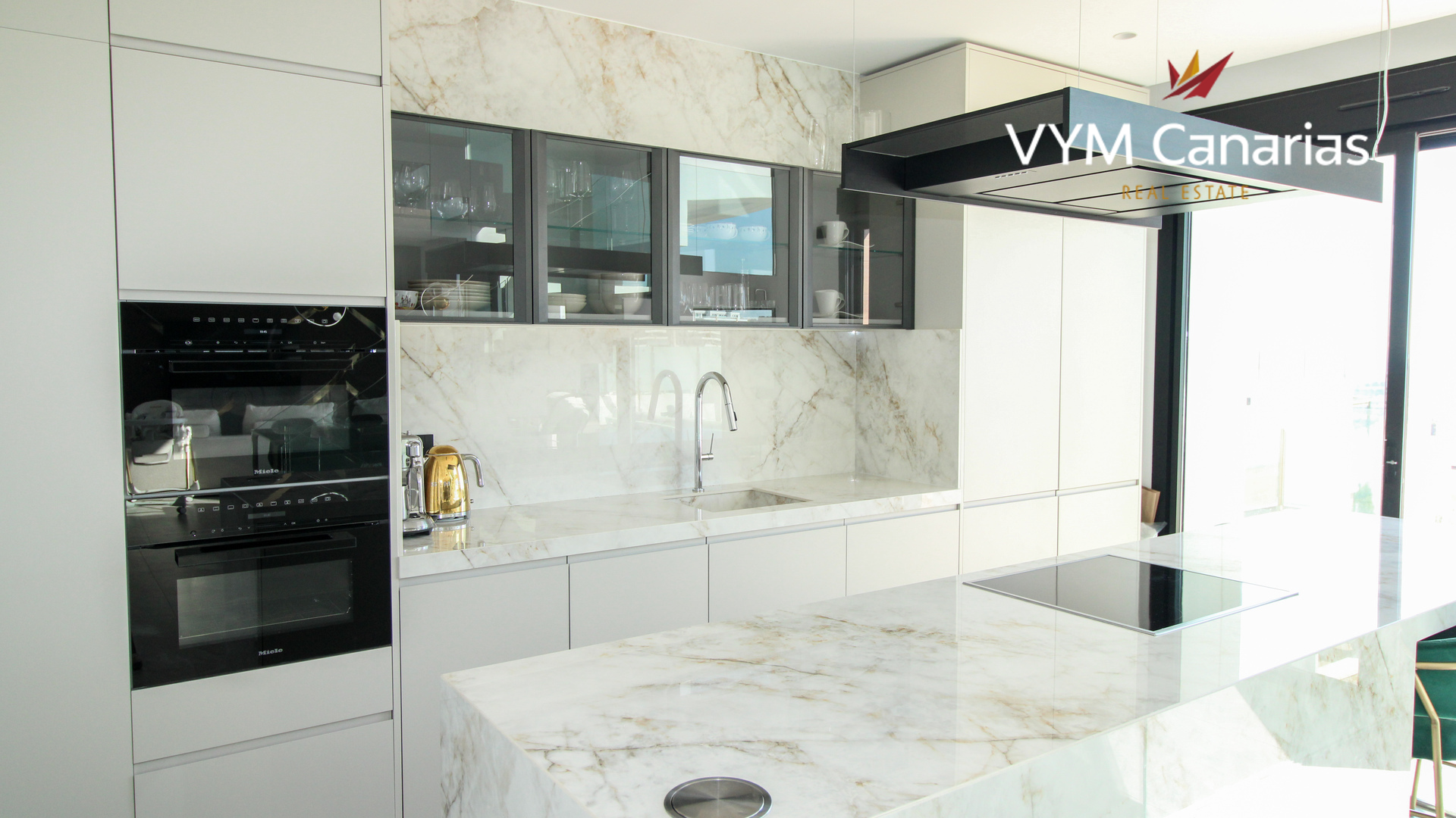 Villa in Finestrat, Alicante, Spain 3 bedrooms, 245 sq.m. No. 164424