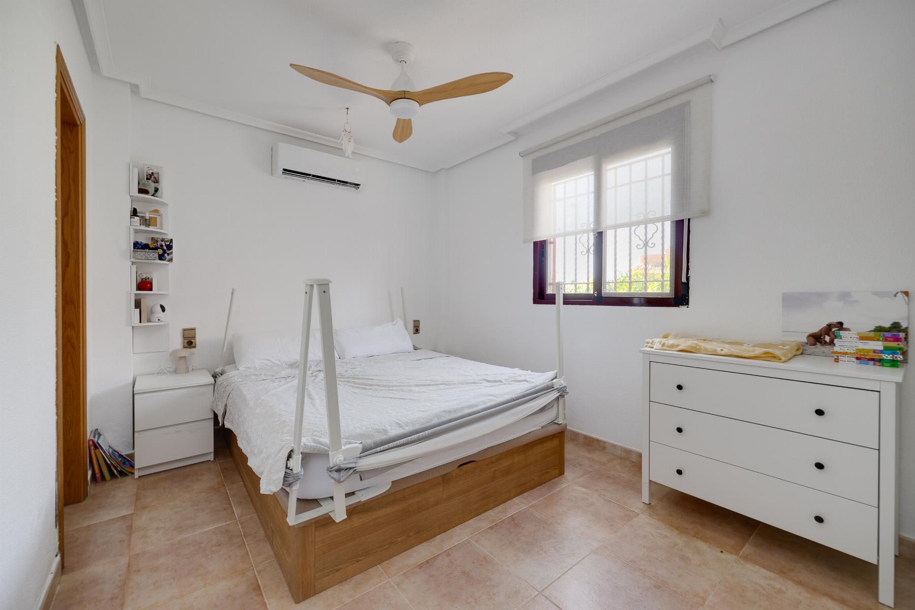 Huoneisto San Fulgencio, Alicante, Espanja 150 m2 No. 190774