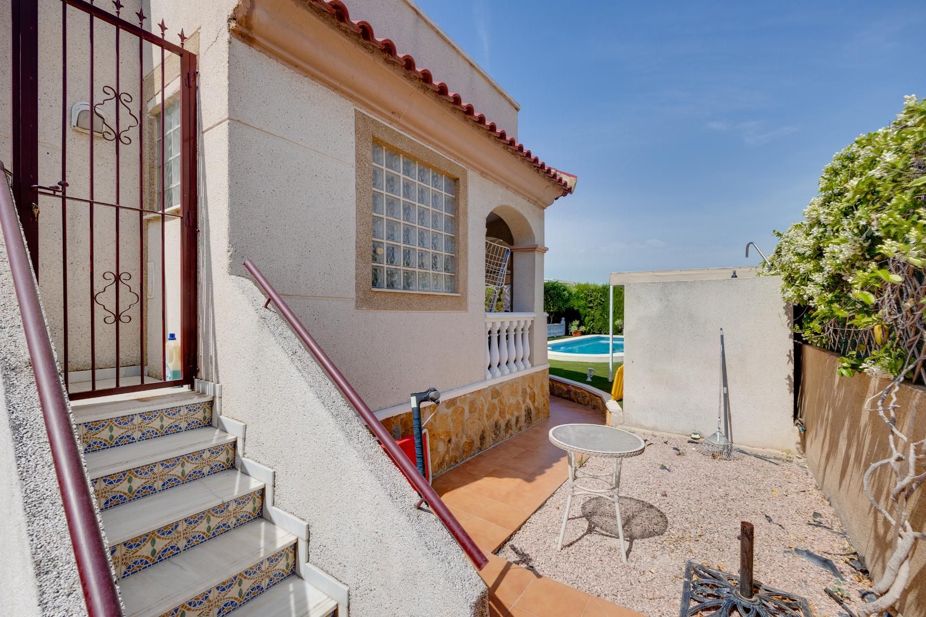 Huoneisto San Fulgencio, Alicante, Espanja 150 m2 No. 190774