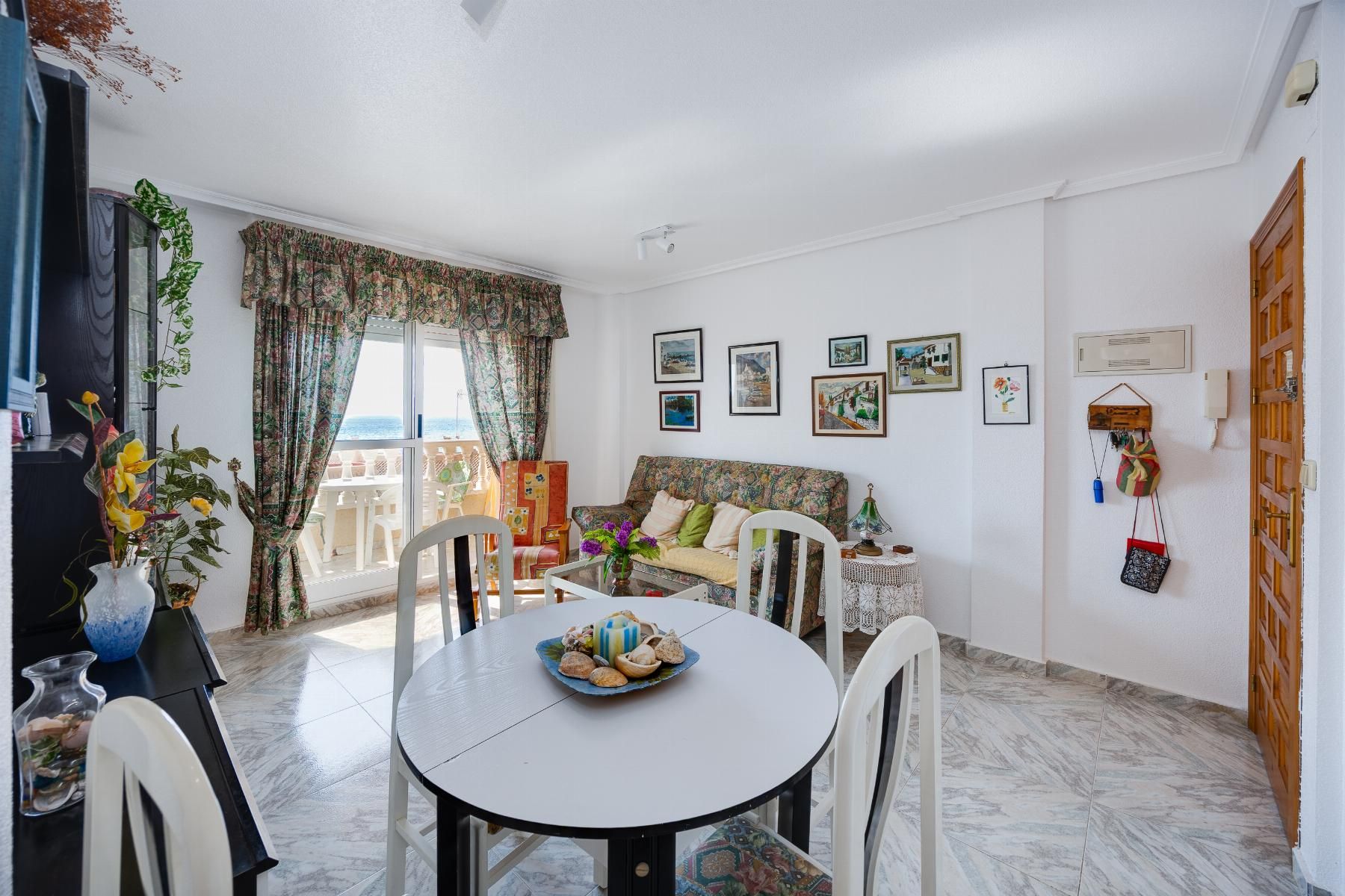 Dzīvoklis Torrevieja, Alicante, Spānijā 70 m2 Nr. 190776