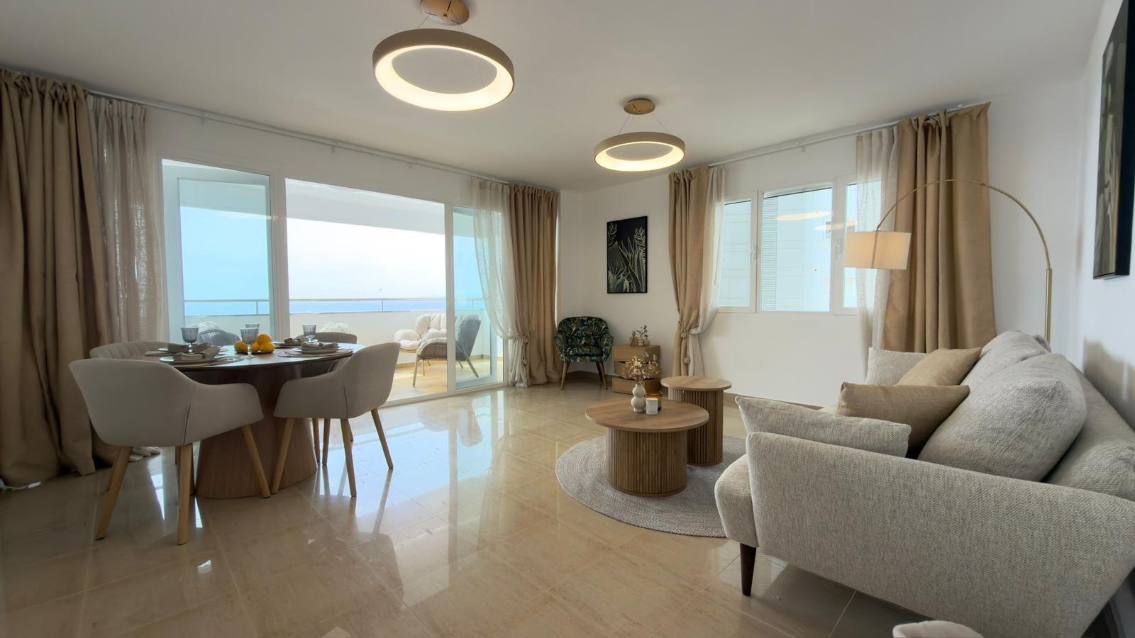 Apartment à Benidorm, Alicante, Espagne 3 chambres, 132 m2 No. 190773